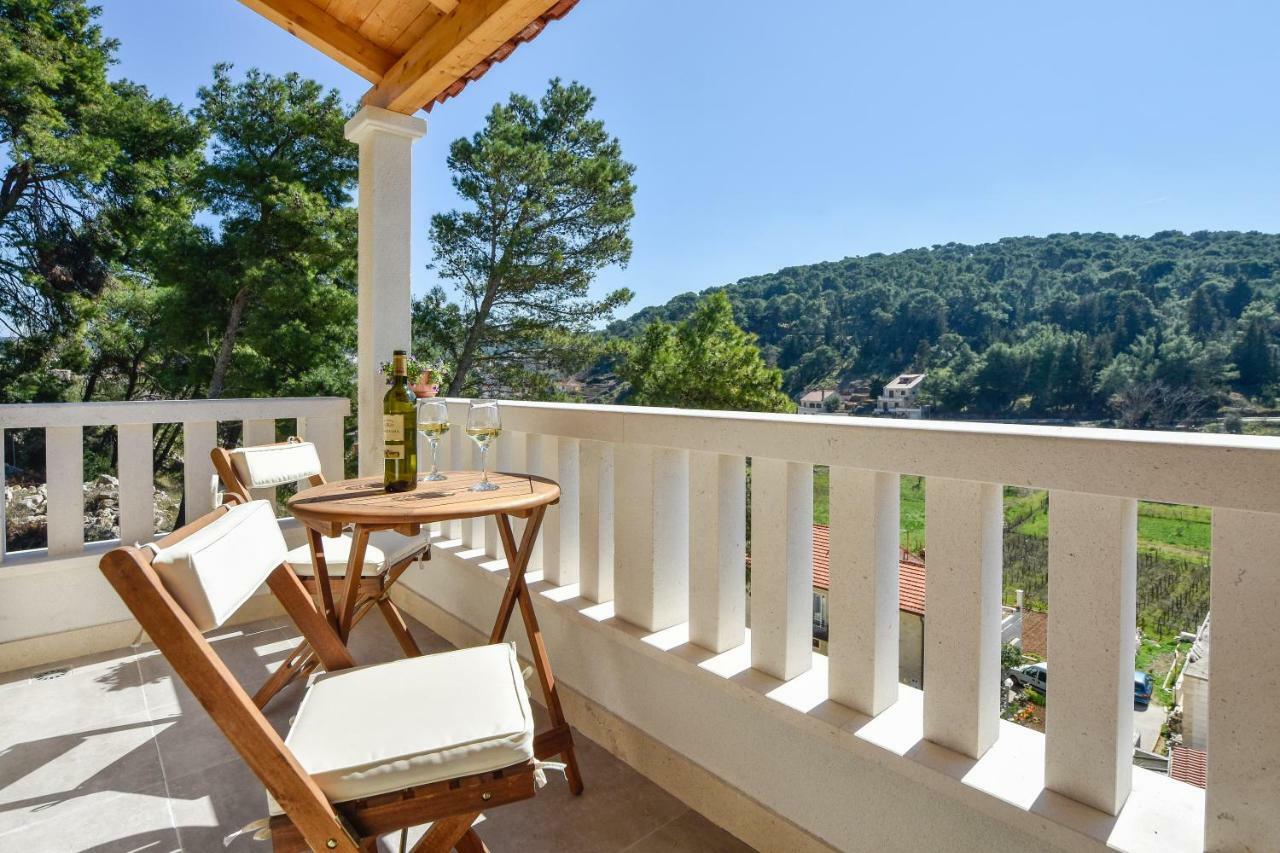 Villa Mar 1 - Luxury Apartments プチシャ エクステリア 写真