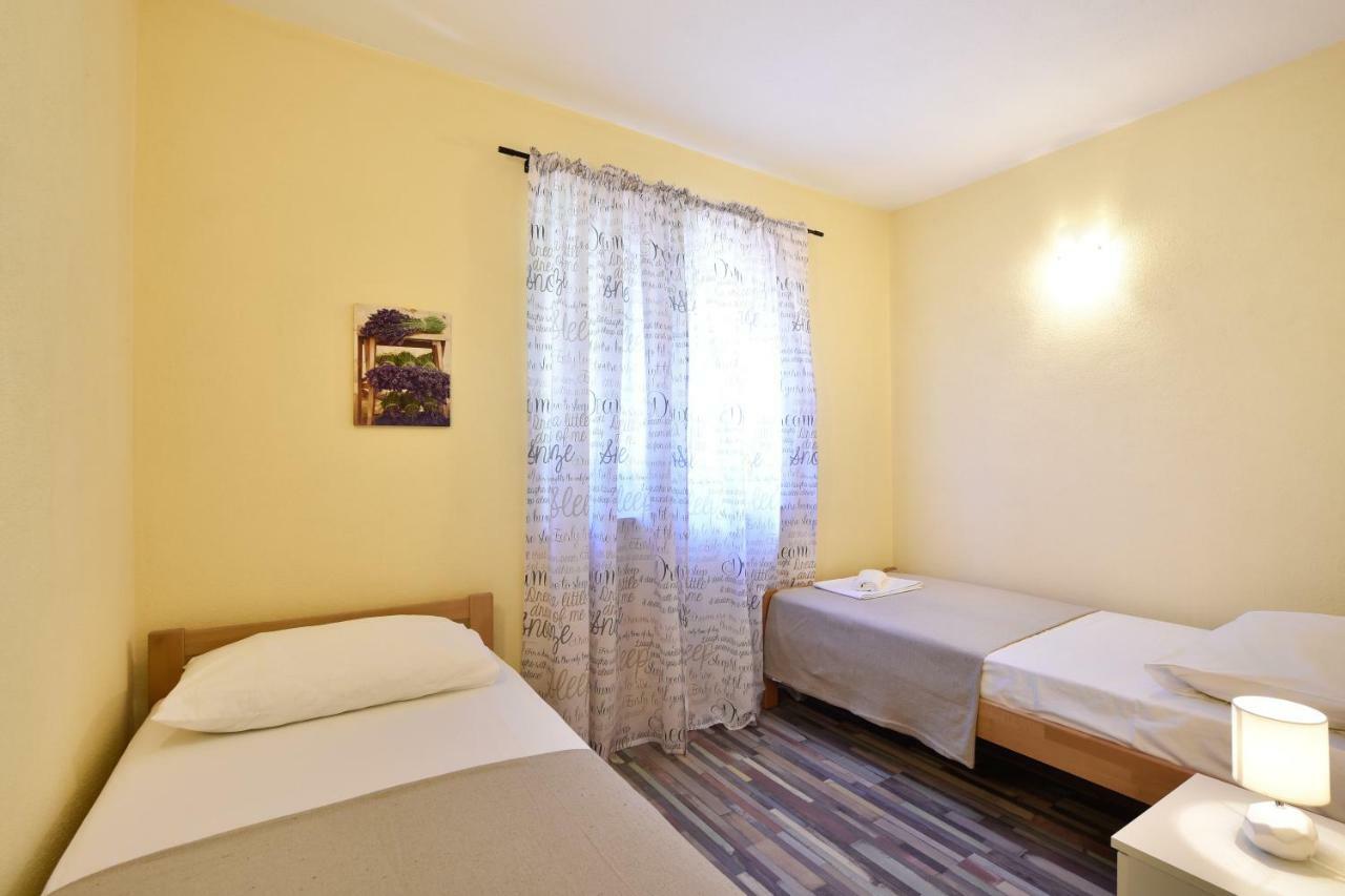 Villa Mar 1 - Luxury Apartments プチシャ エクステリア 写真