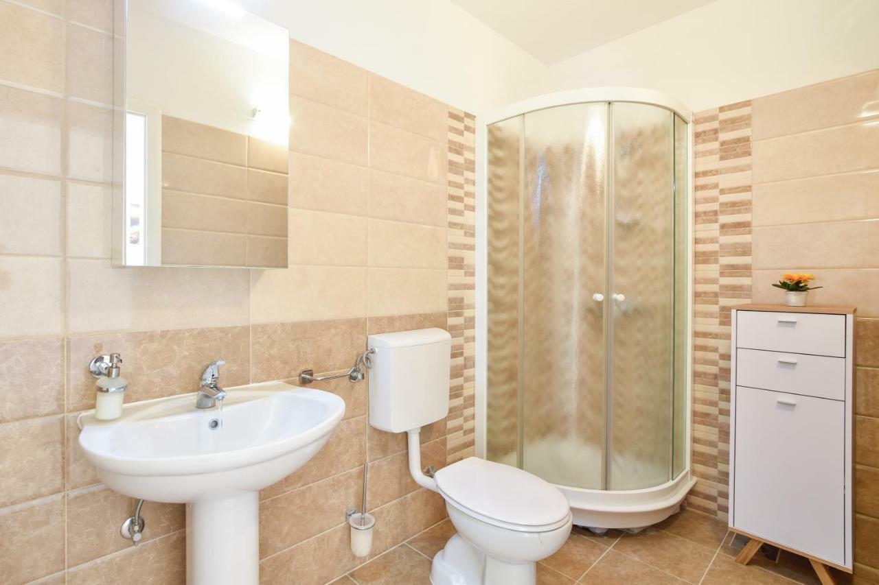 Villa Mar 1 - Luxury Apartments プチシャ エクステリア 写真