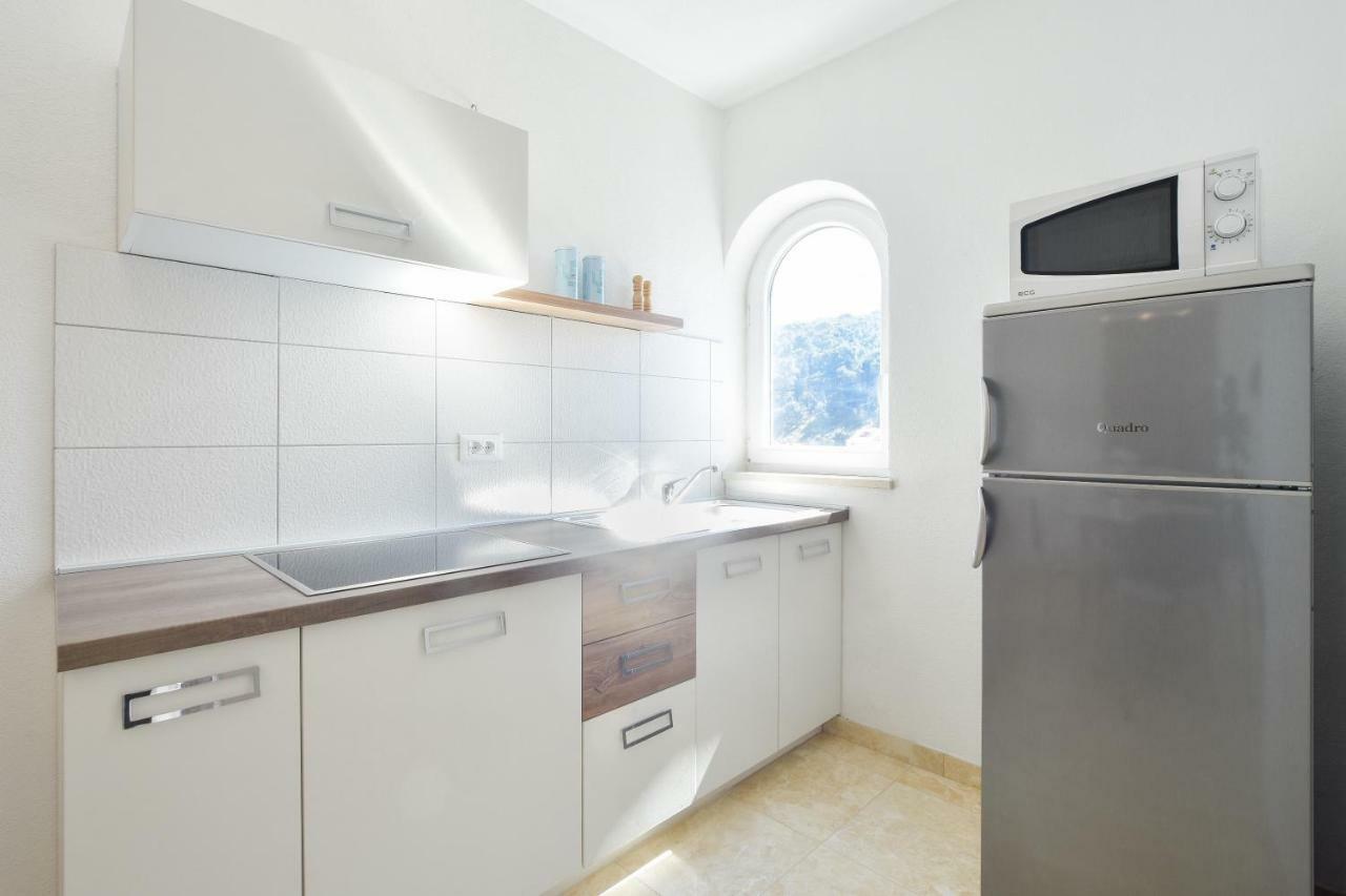 Villa Mar 1 - Luxury Apartments プチシャ エクステリア 写真