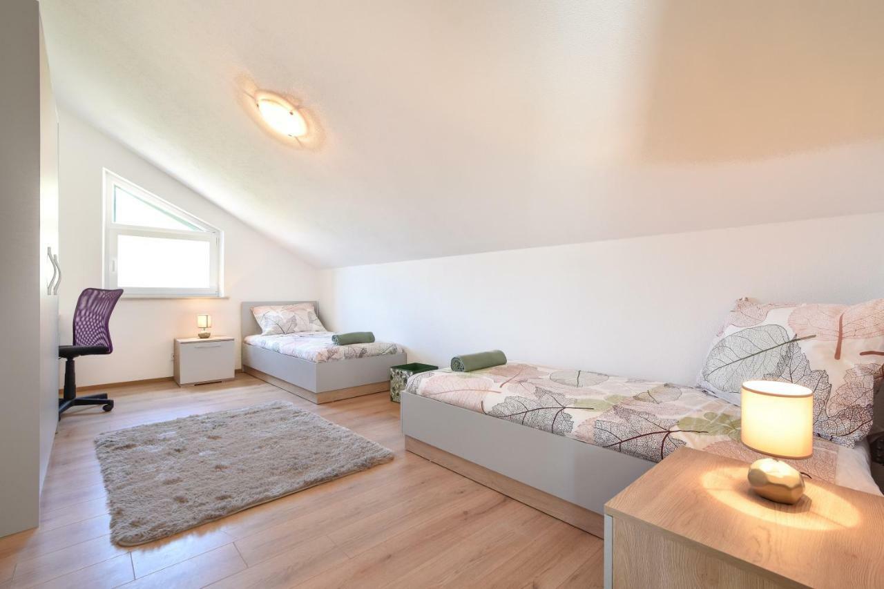 Villa Mar 1 - Luxury Apartments プチシャ エクステリア 写真