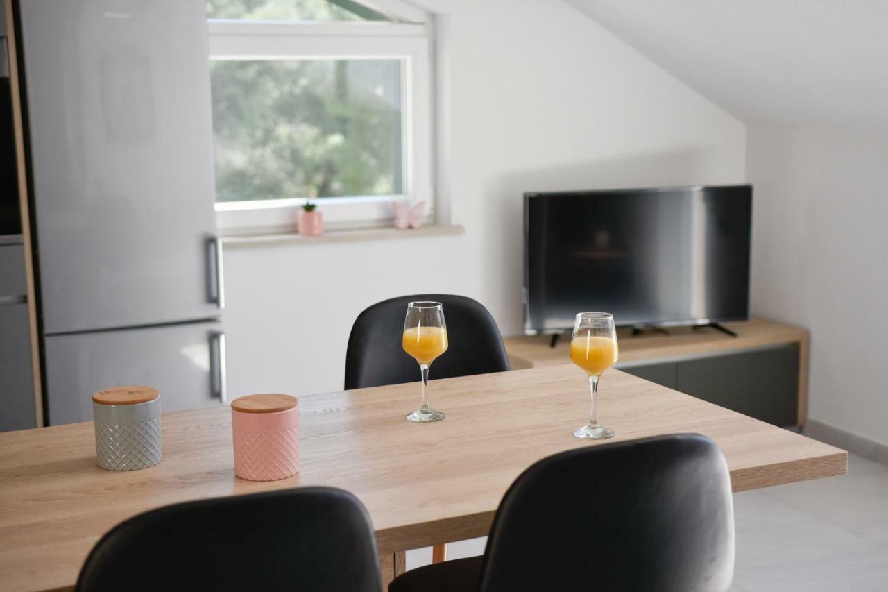 Villa Mar 1 - Luxury Apartments プチシャ エクステリア 写真