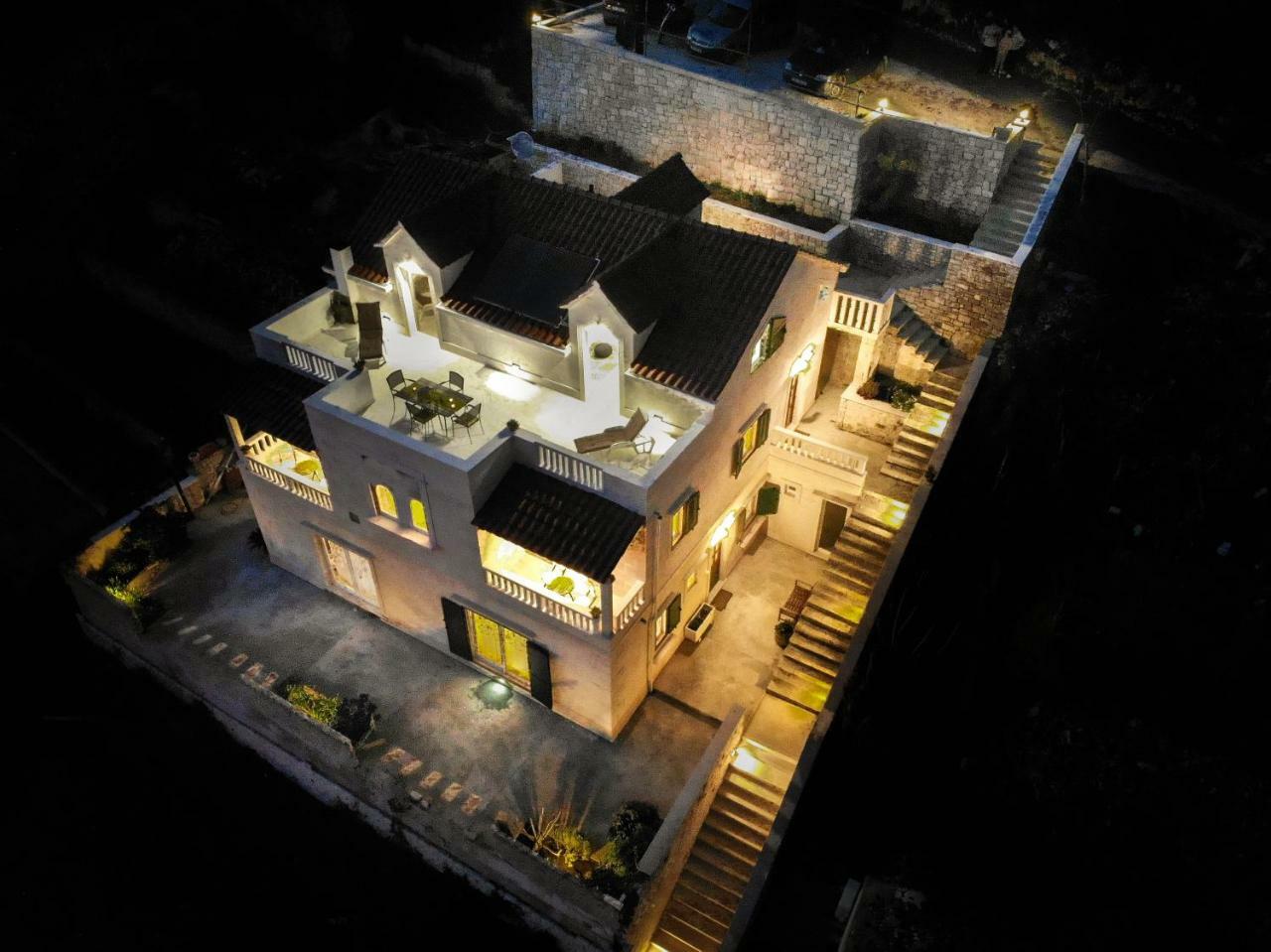 Villa Mar 1 - Luxury Apartments プチシャ エクステリア 写真