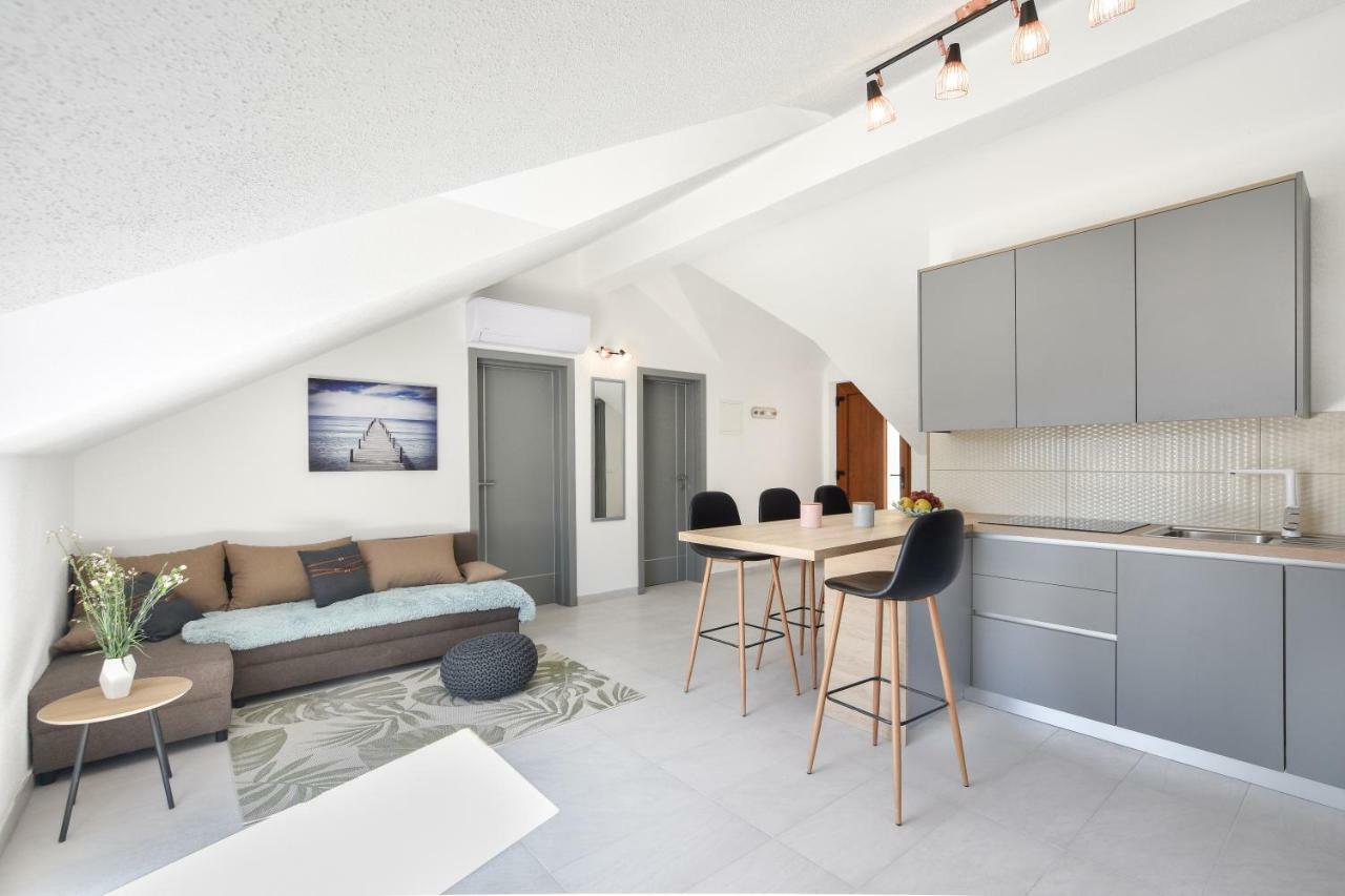 Villa Mar 1 - Luxury Apartments プチシャ エクステリア 写真